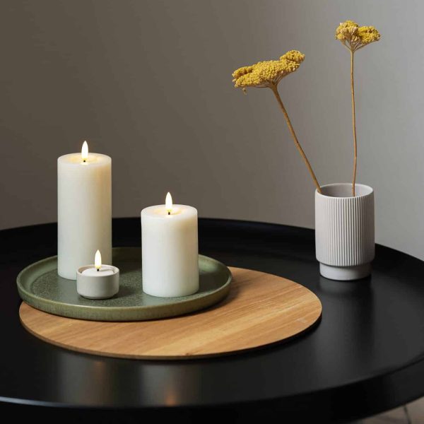 The Perfect Glow Bundle - 3 Pillars + 4 Tealights - Image 2